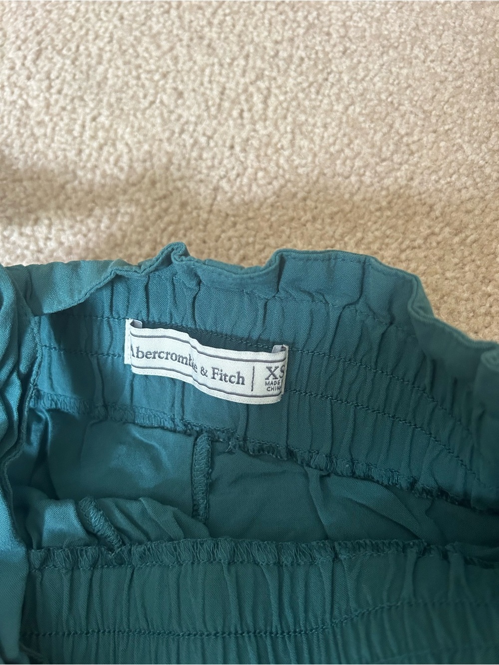 Abercrombie & Fitch Teal Elastic-Waist Mini Shorts - size XS